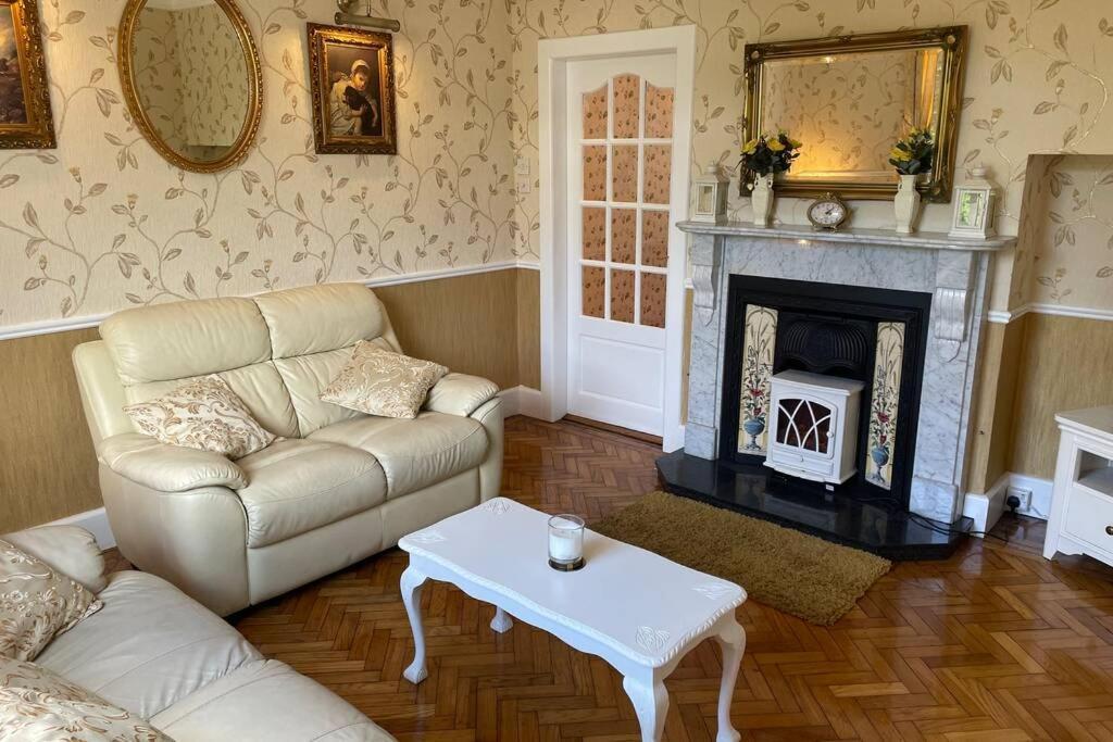 Вилла Glenmount Каслблейни Экстерьер фото
