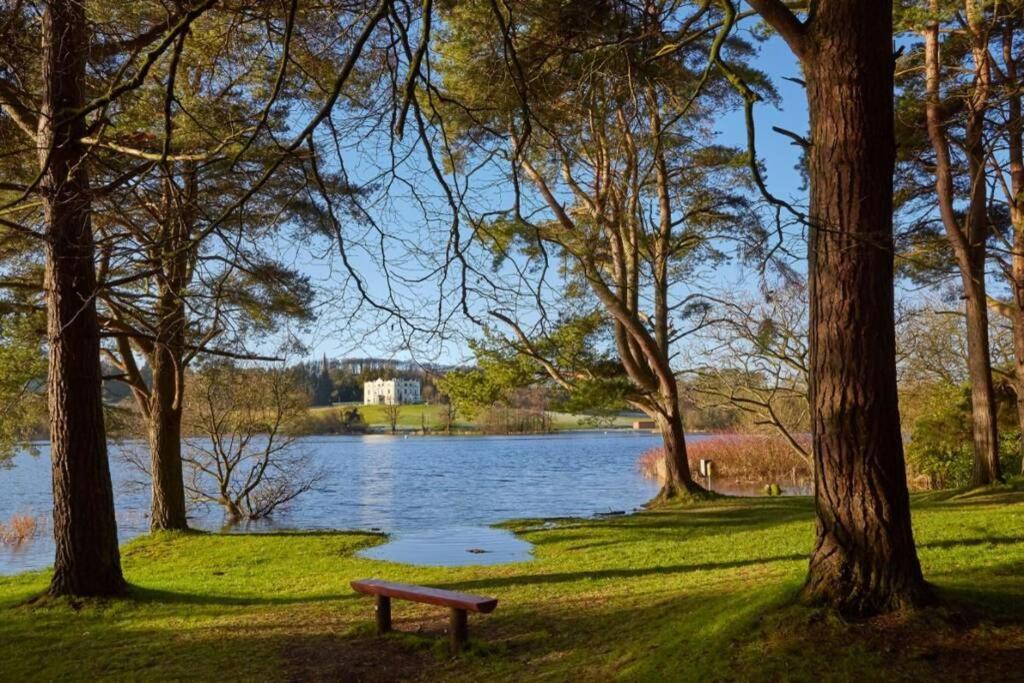 Вилла Glenmount Каслблейни Экстерьер фото